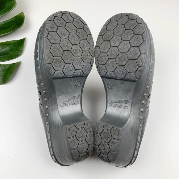 Dansko Pippa Clogs Cut Out Grey Silver Jelly Slip On Women's 39 US 8.5 9 - Picture 9 of 11